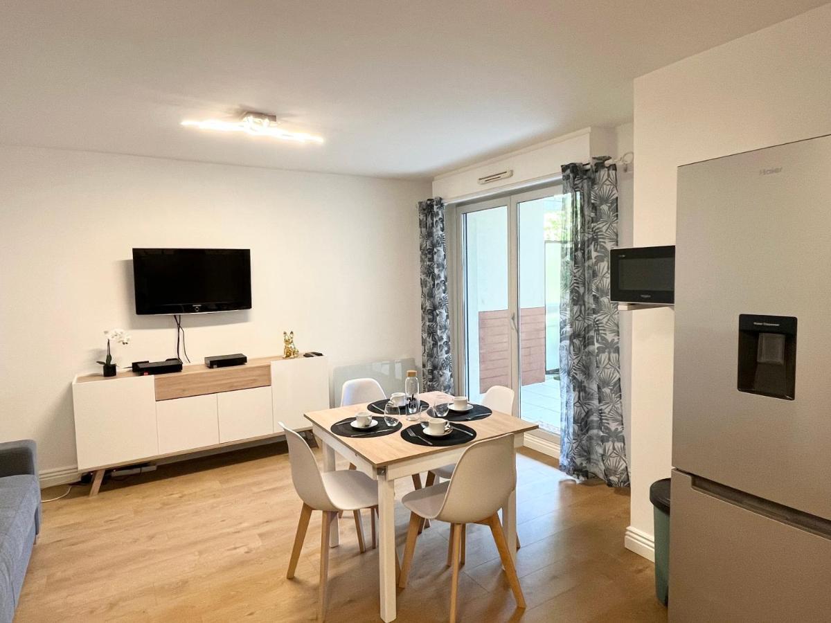 Апартаменти Deux Pieces Cosy A La Croisette Карр'єр-су-Пуассі Екстер'єр фото